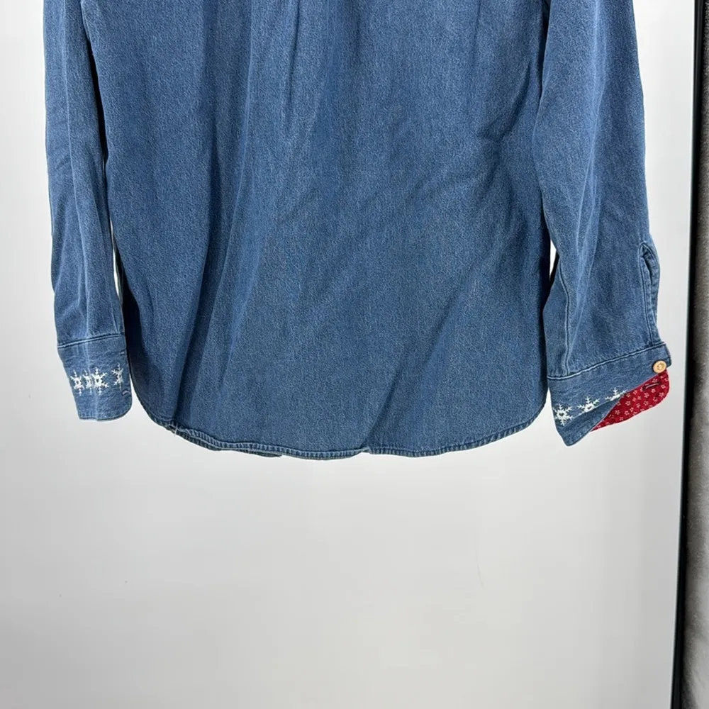 Karen Scott Blue Denim shirt winter scene snowman reindeer holiday M embroidered - Image 4