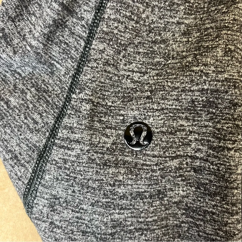 Lululemon Awesoma Henley in Heathered Black - Image 7