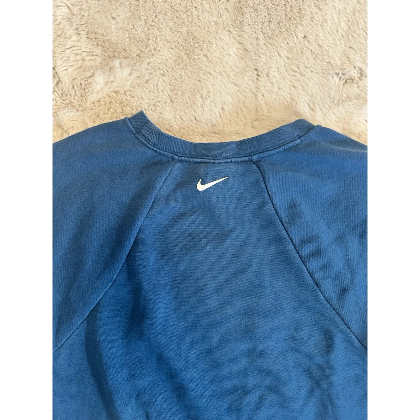 Nike‎ navy blue cropped crewneck sweatshirt  Size S - Image 8