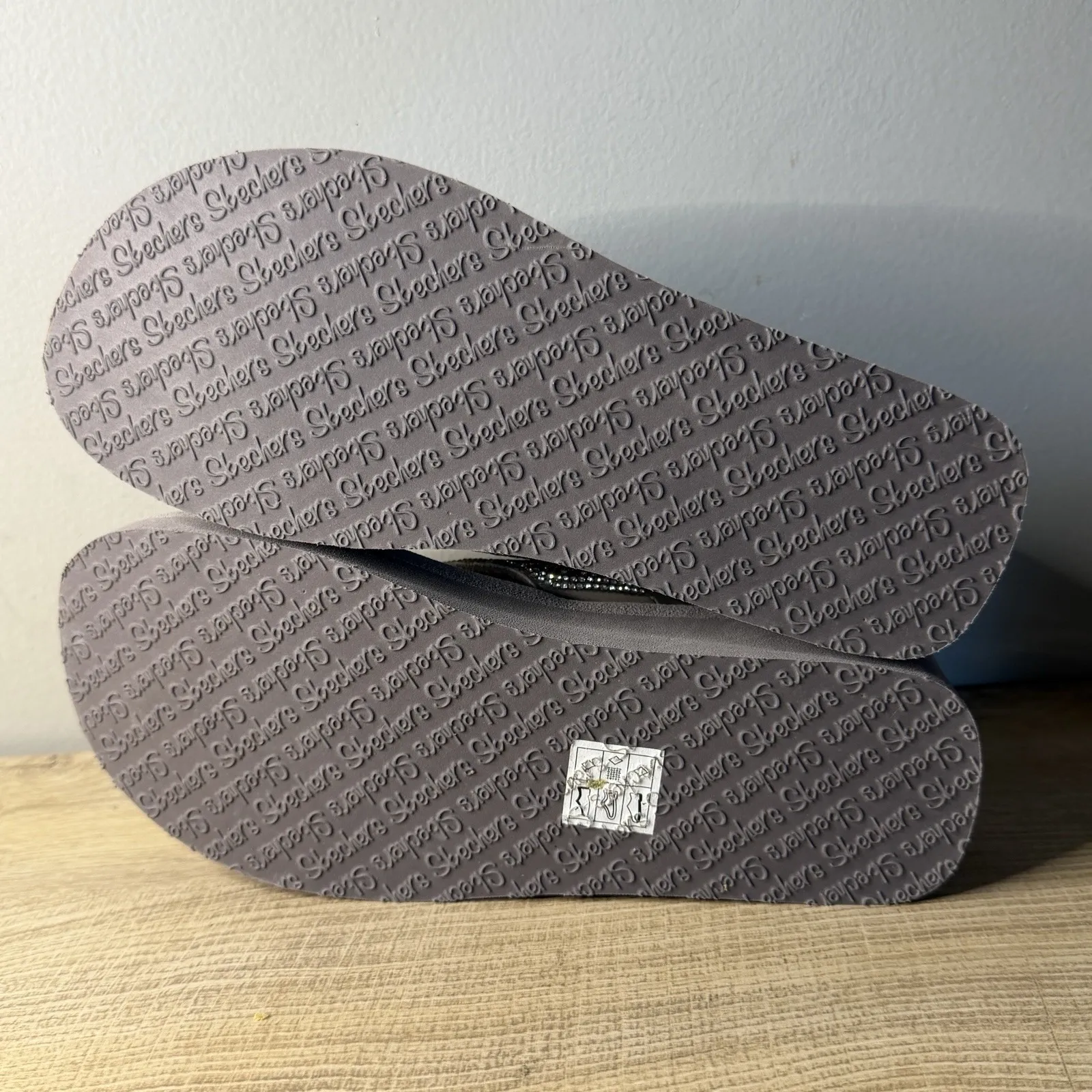 Skechers Cali Yoga Foam Rhinestone Wedge Platform Sandals Bling Sparkle Gray 8 - Image 9