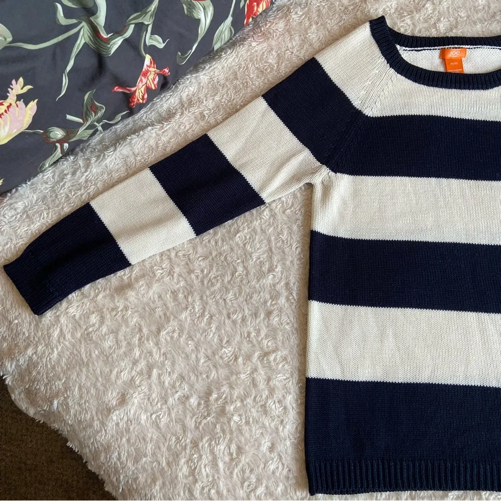 Joe Fresh Dark Navy & Cream Knit Crewneck Pullover Sweater Medium M - Image 3