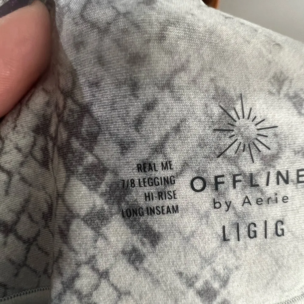 NWOT offline by aerie 7/8 leggings size large long - Image 7
