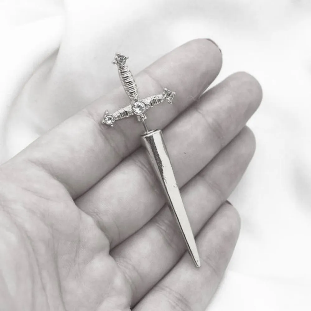 Single Sword Dagger Ear Jacket Silver - Image 3
