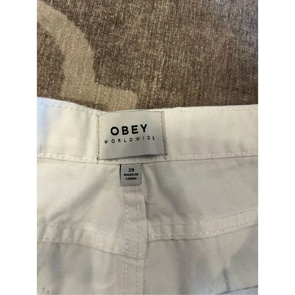Obey cuffed denim jean shorts size 29 in white - Image 6