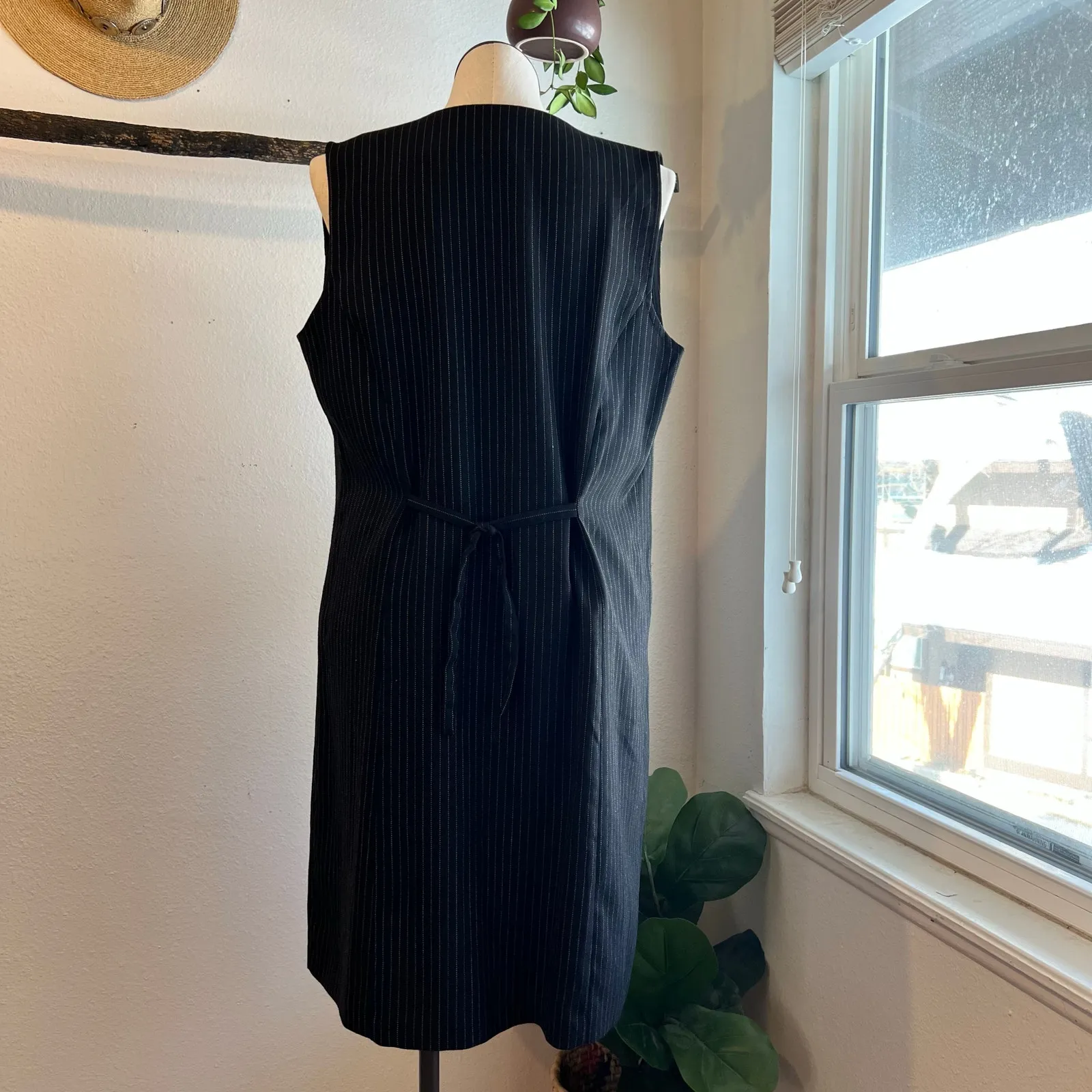 Vintage 90s Croft & Barrow Black Pinstripe Sleeveless Overall Dress Size 16 - Image 4