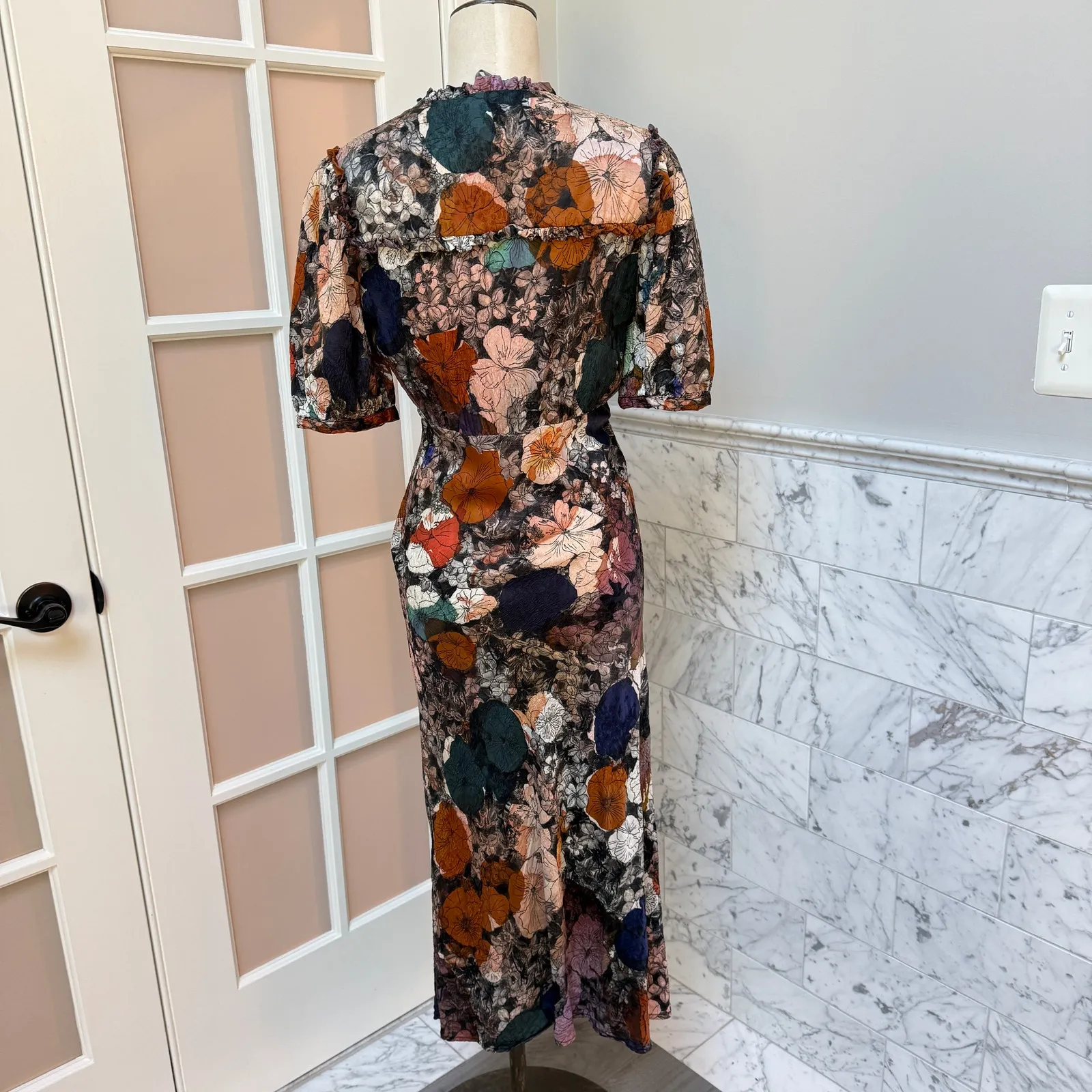 Raquel Allegra Bella Dress Flower Medley Feminine V - Image 5