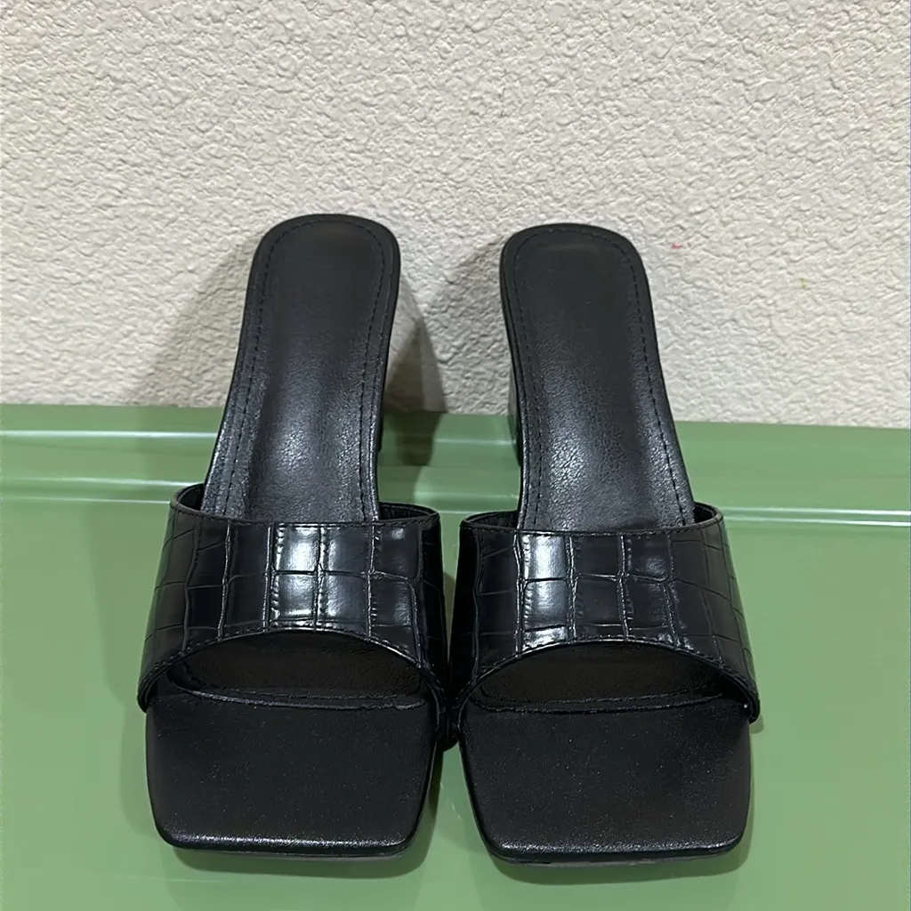 Black Heeled Mules Size 11 - Image 3