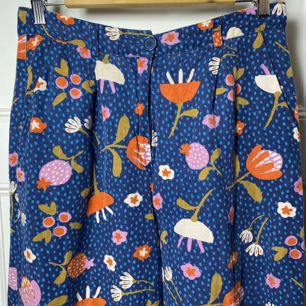 Modcloth  x Princess Highway | Floral Wide Leg Cropped Linen Blend Pants in Navy - Image 5