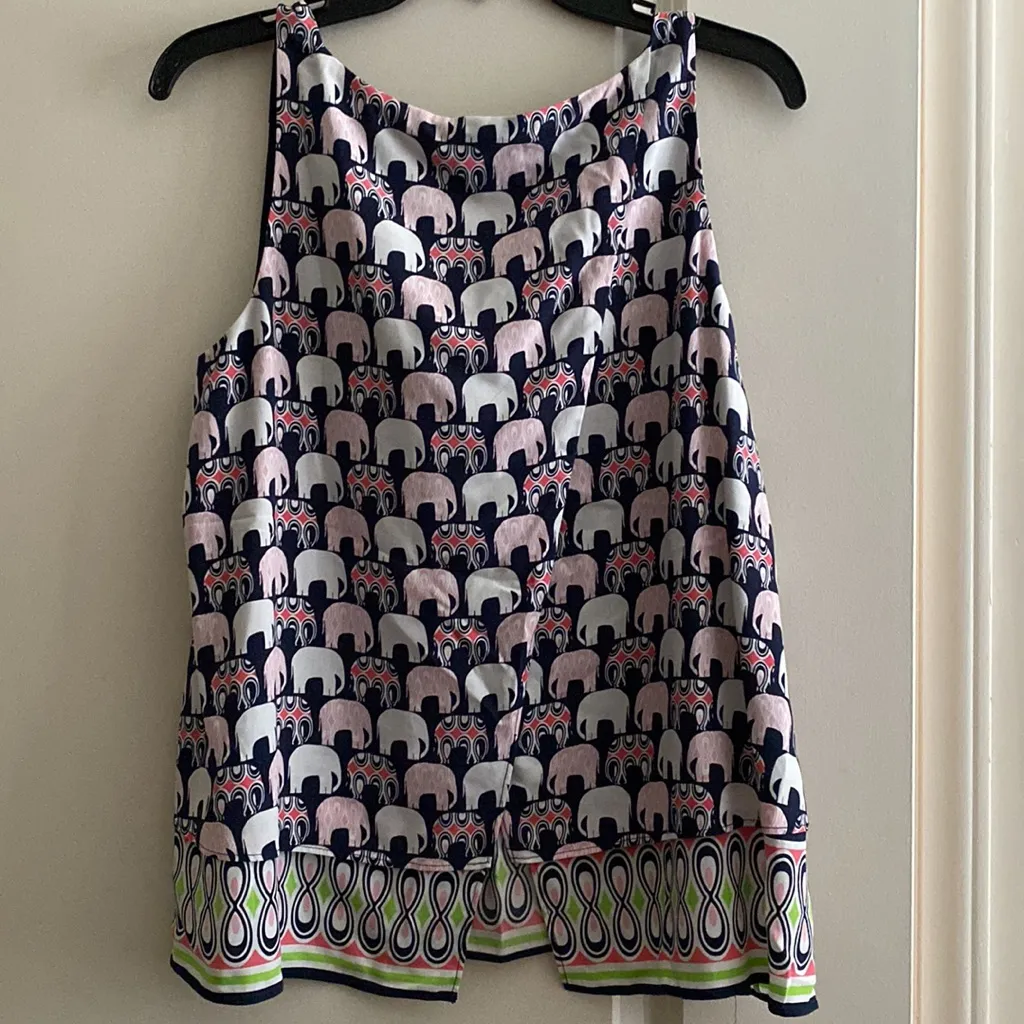 Crown &‎ Ivy Tank Size Medium - Image 4