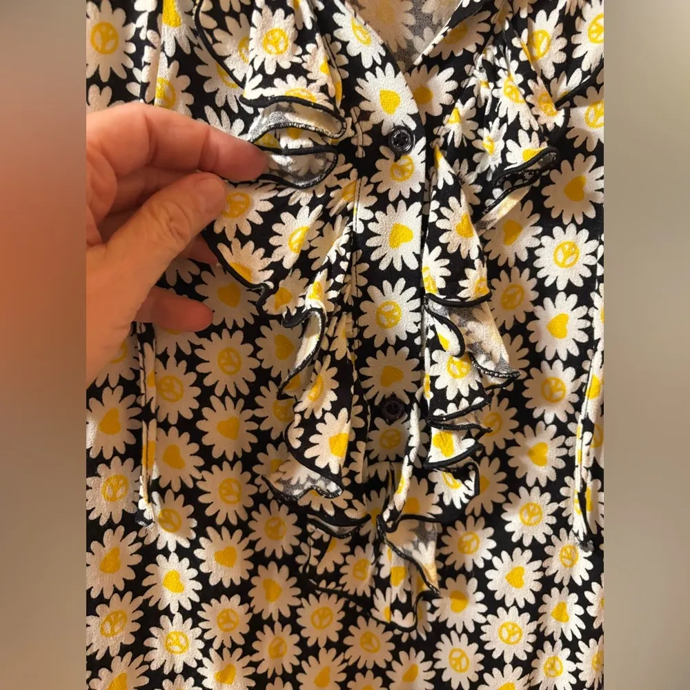 Love, Moschino Daisy Peace Ruffle Long Sleeve Dress - Image 6