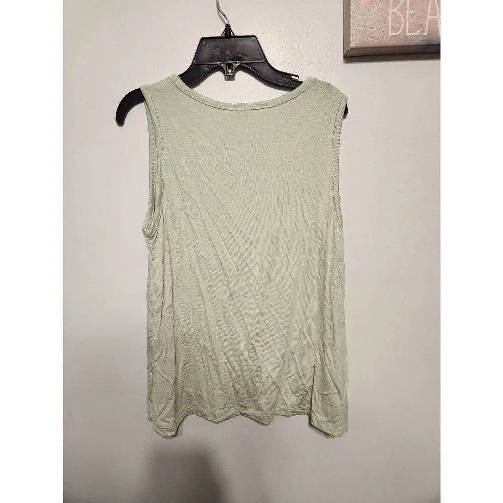 NWT LUSH size M Light Green  Tank Top Blouse Shirt - Image 3