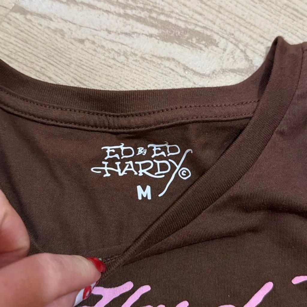 NWT Ed Hardy Women's Tiger Crop Tee - Brown bedazzled size medium - Image 4