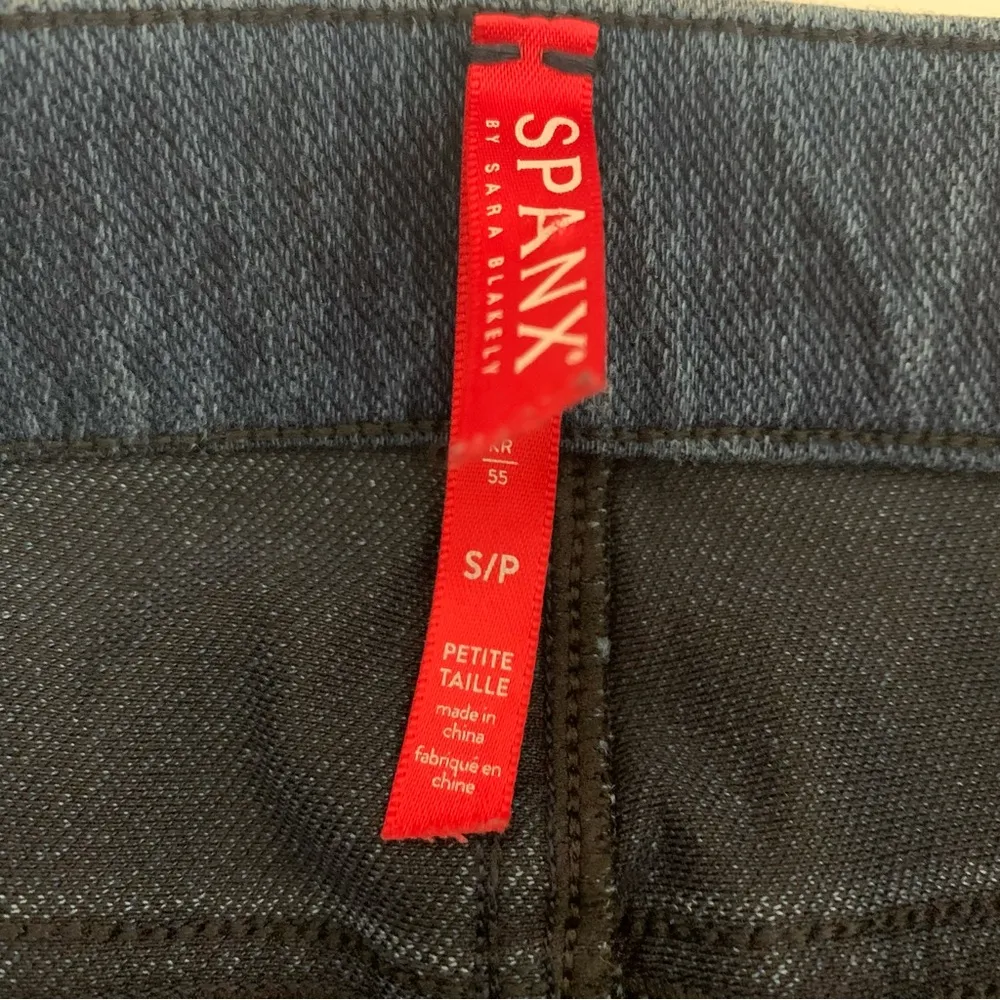 EUC SPANX Petite Control Top Skinny Pull On Legging Jeans Size SP - Image 2