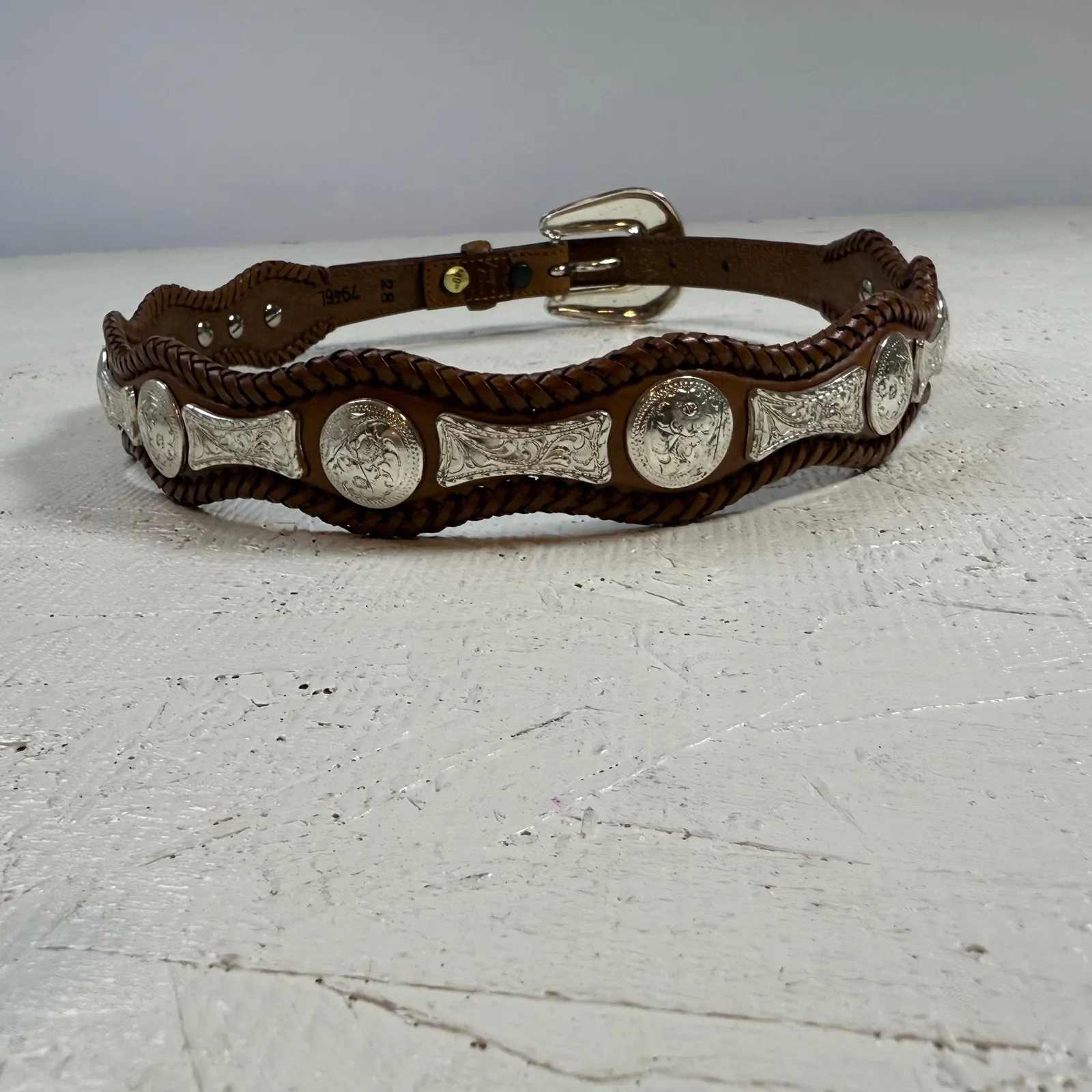 Tony Lama  Western Belt Mens 28 Brown Leather Silver Buckle Concho - Image 3