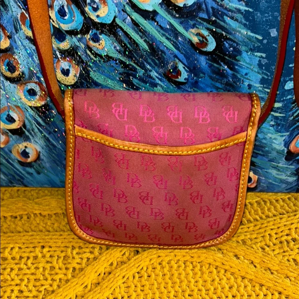 Vintage Y2K Pink Canvas Monogram and Leather Dooney & Bourke Crossbody Bag - Image 4