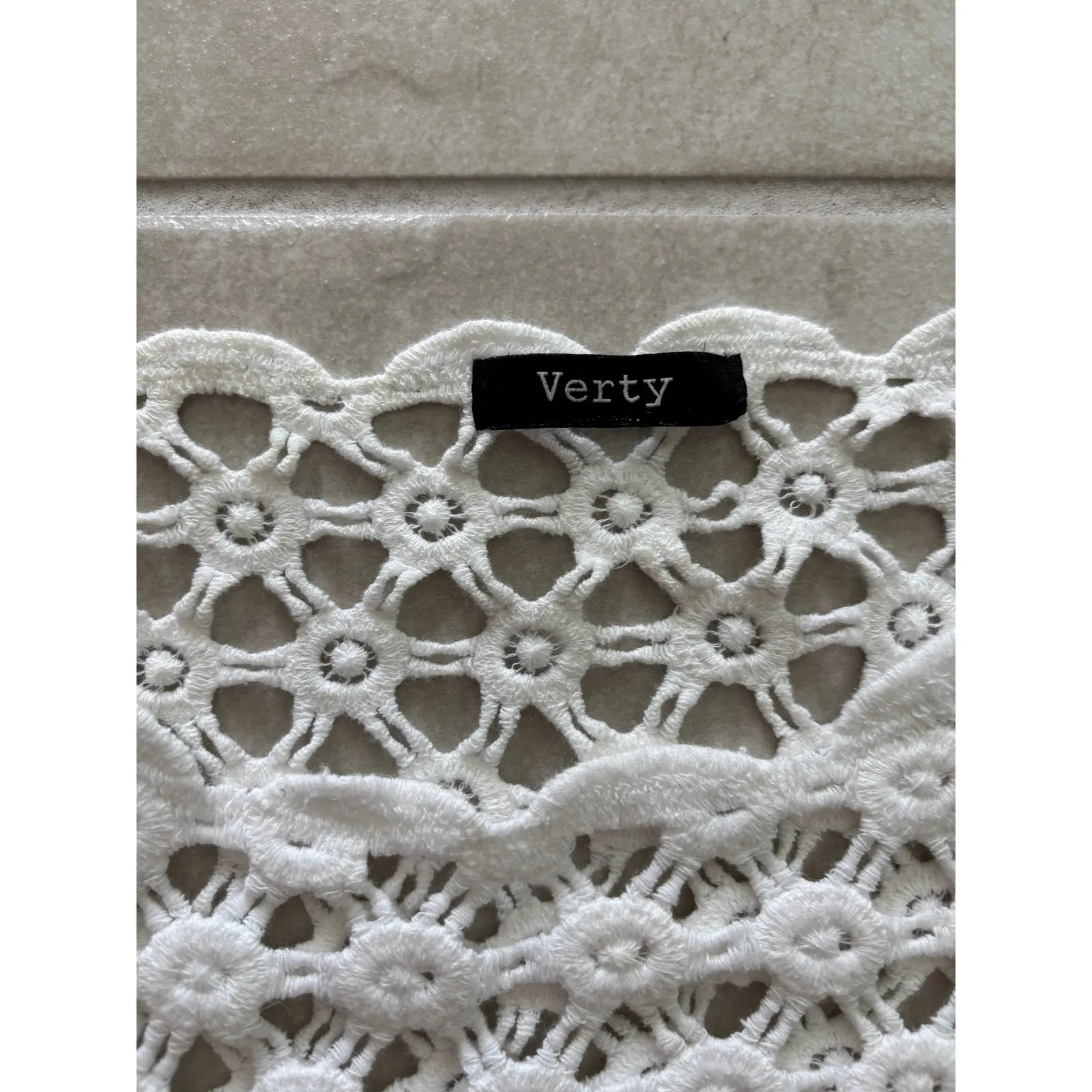 Crochet Top Womens Small White Cropped Boho Festival Beachy‎ Coastal Resort - Image 5