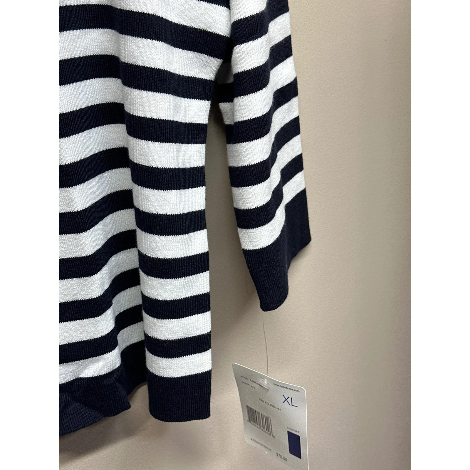 Liz Claiborne Sport Women's Navy White Striped Boat Neck Sweater XL - Image 4