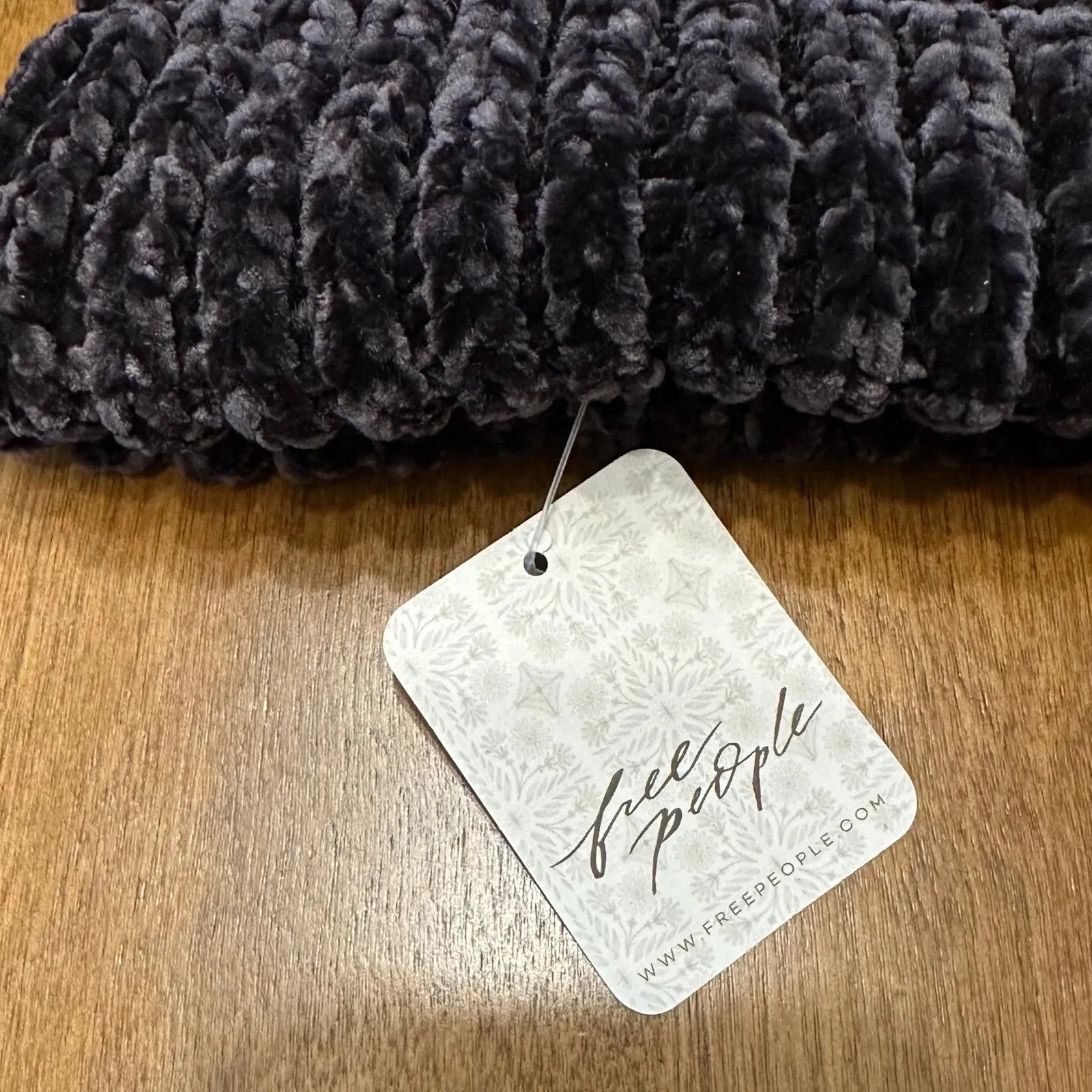 Free People Chalet Fairisle Pom Beanie Hat Black/Gold Metallic‎ Combo One Size - Image 9