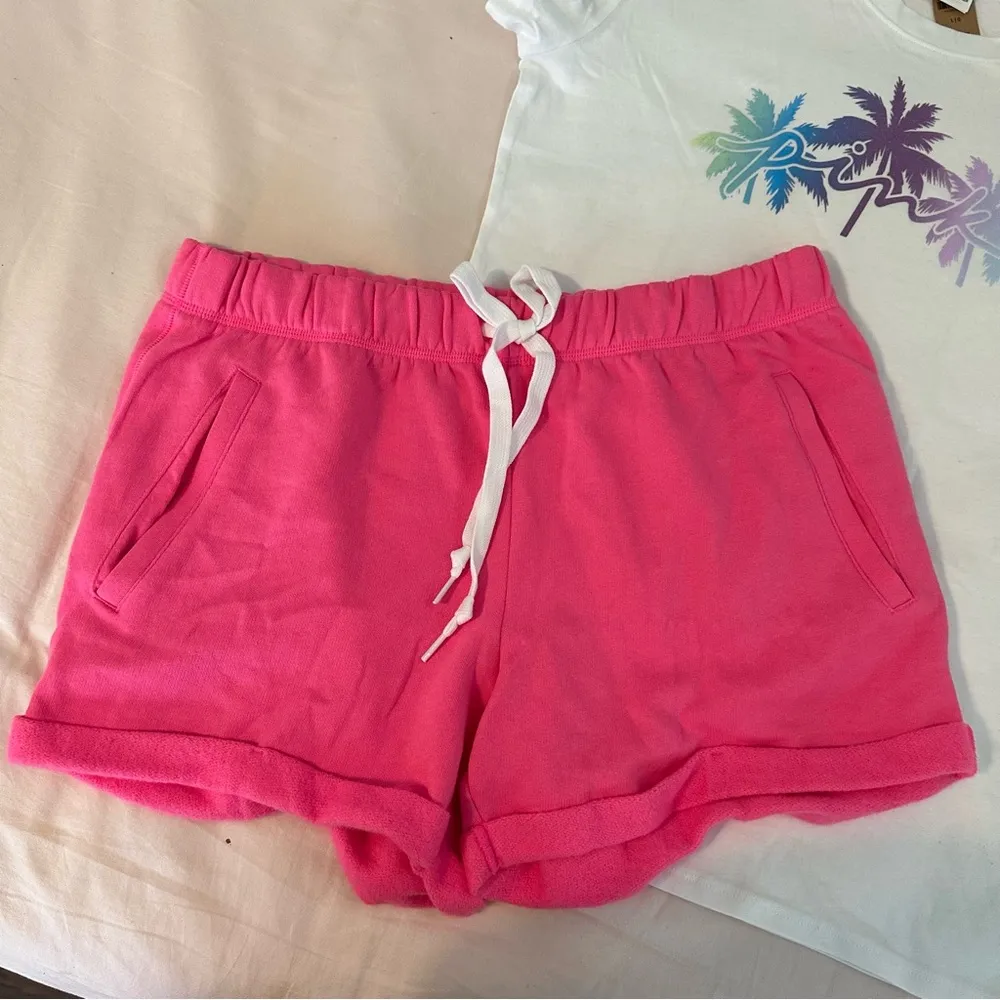 Victoria’s Secret PINK Campus T-Shirt and Boyfriend Shorts - Image 3