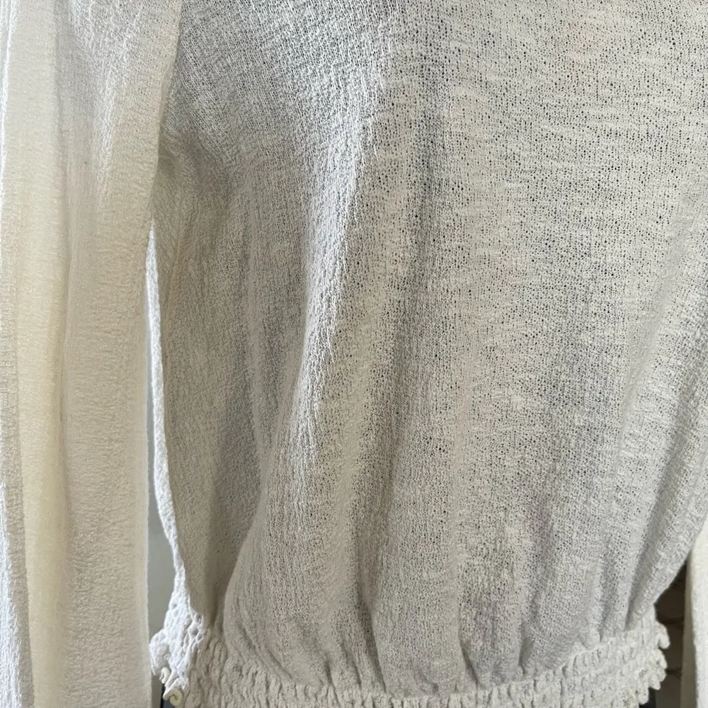Madewell Texture & Thread XXS
Smocked Bell Sleeve Top - Image 2
