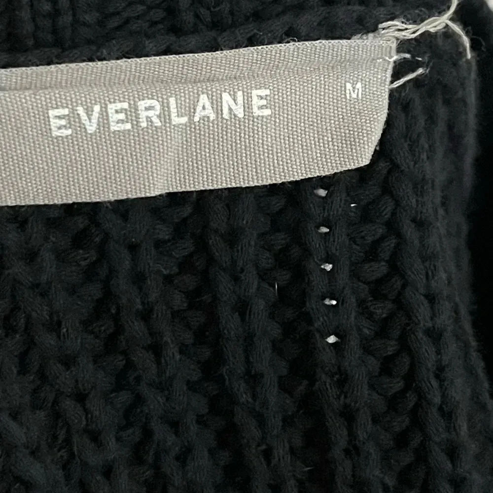Everlane • Solid Black Knit Crew Neck Sweater - Image 5