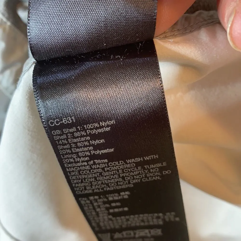 Marmot  Windbreaker Packable Zip Up Jacket Size Large - Image 16