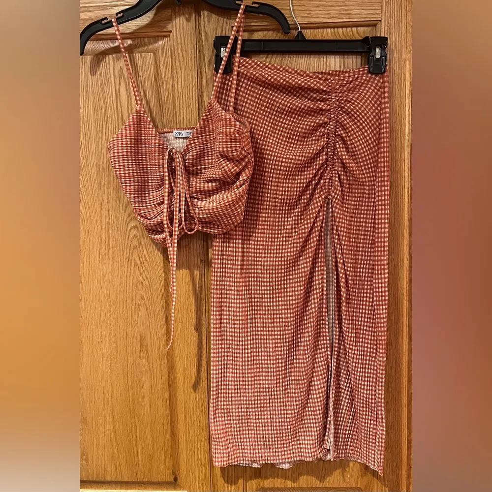 ZARA Ruched Crop Top Camisole & Midi Skirt Set Orange & White Gingham Size Small - Image 6