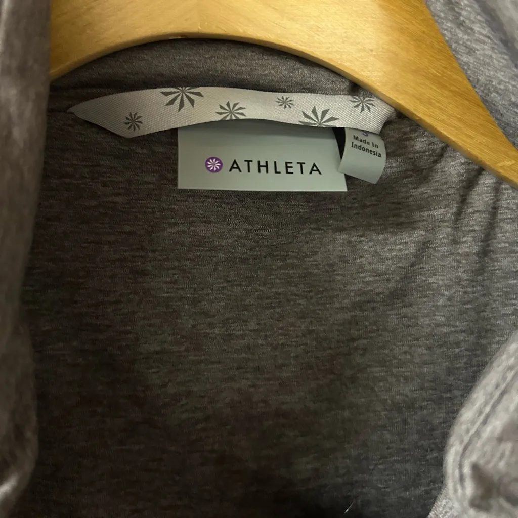 Athleta Women’s size S Gray Vest - Image 3