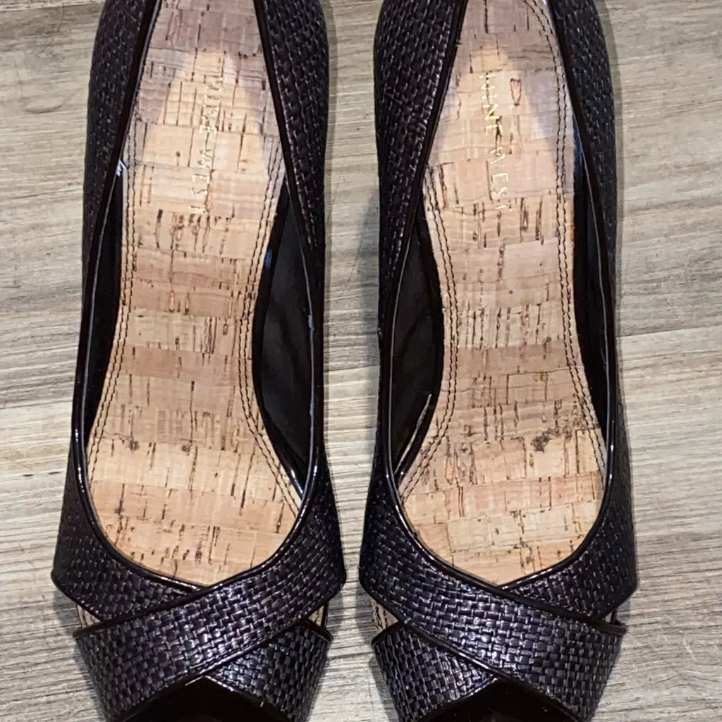 Nine West Brown Wicker Cork Heels Open Toe Pumps NWOTS - Image 2