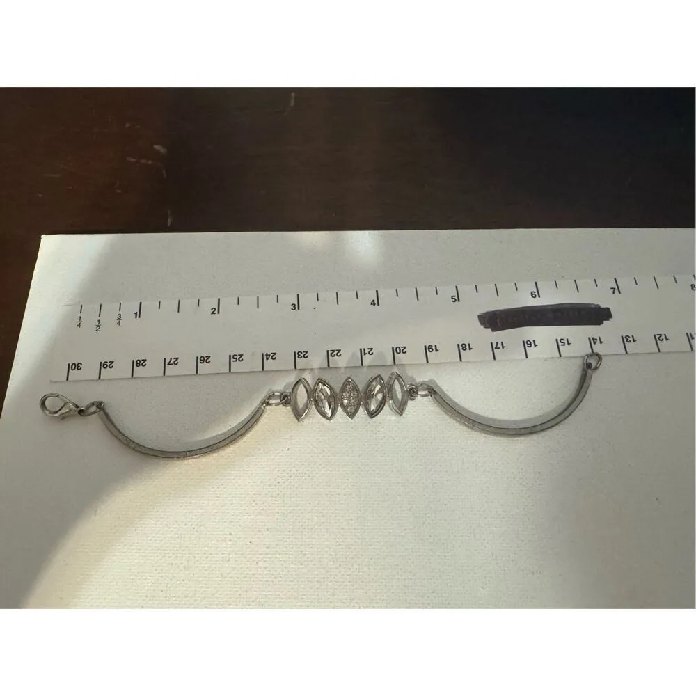 Vintage Y2K Womens Silver Toned Almond Shaped Open/Close Rhinestone Bracelet 90s - Image 5