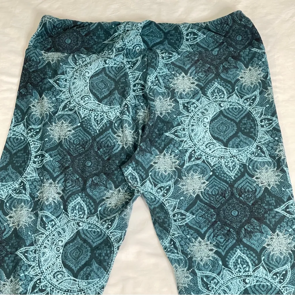 3/$15 LULA ROE Celestial Print Leggings, TC - Image 5