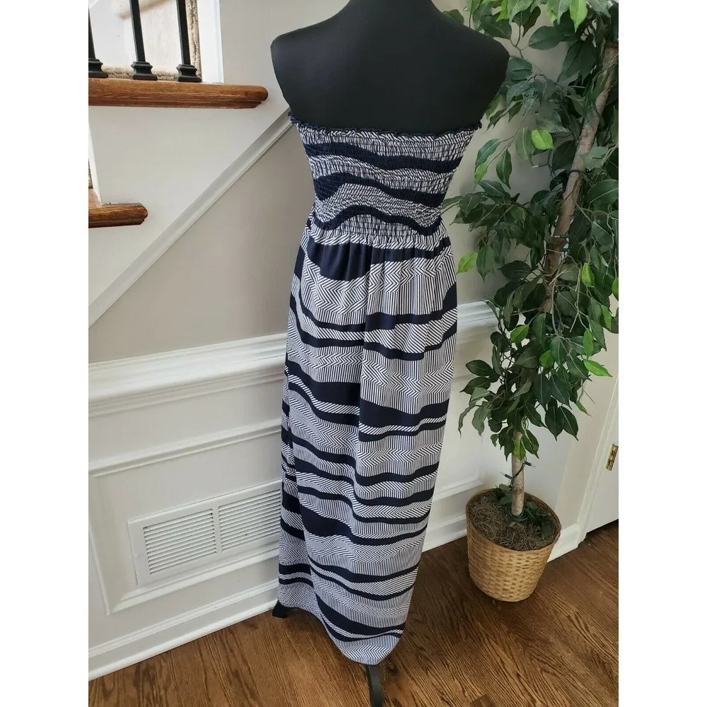 Romeo & Juliet Couture Women's Blue & White 100% Polyester V-Neck Dress Size S - Image 7