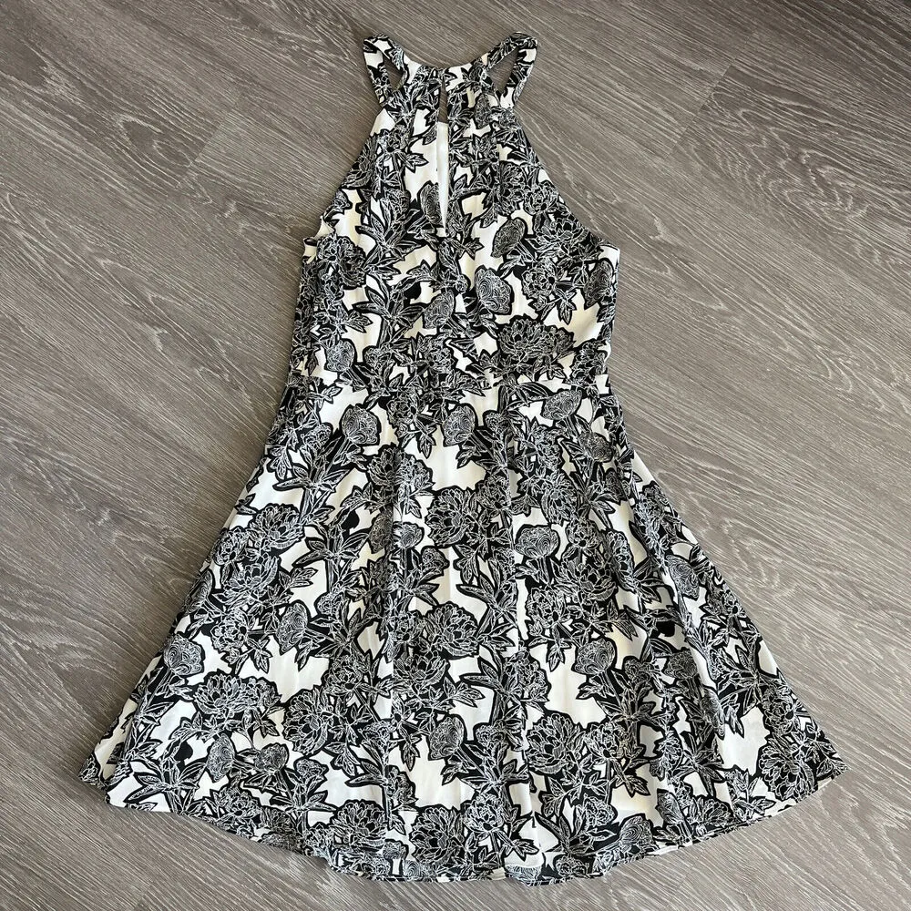 Express Dress Size 6 Floral Sleeveless Skater High Neck Black And White - Image 13