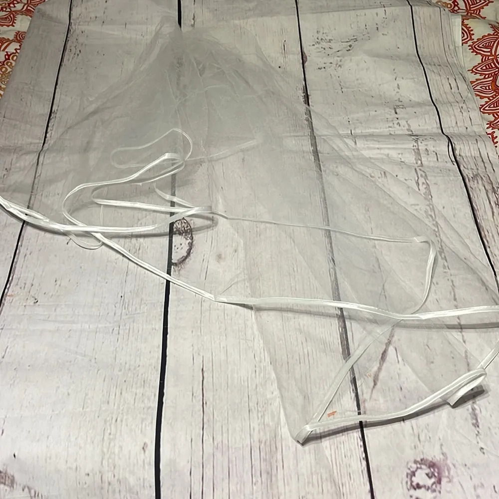 Silk trim wedding veil. White - Image 2