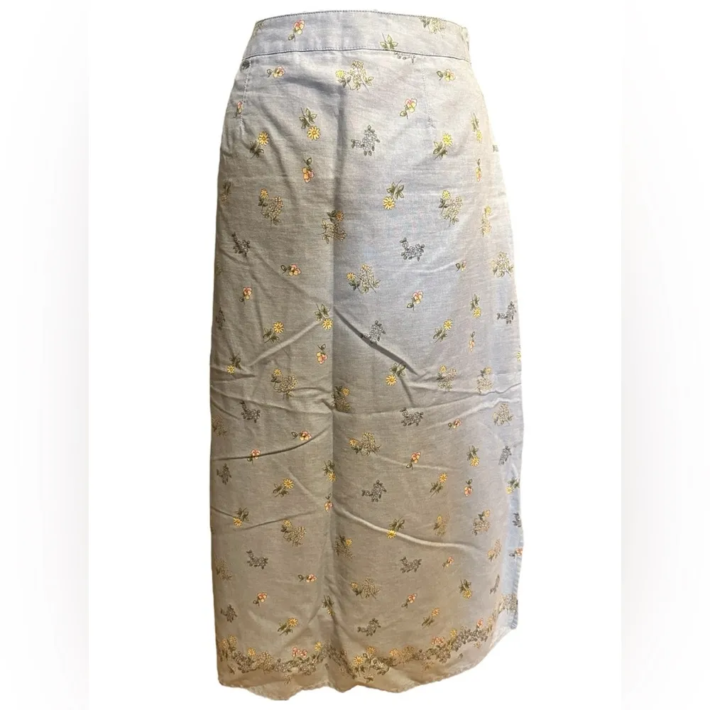 Liz Claiborne Lizwear Jean Skirt Size 10 Chambray Blue Daisy Floral Straight - Image 4