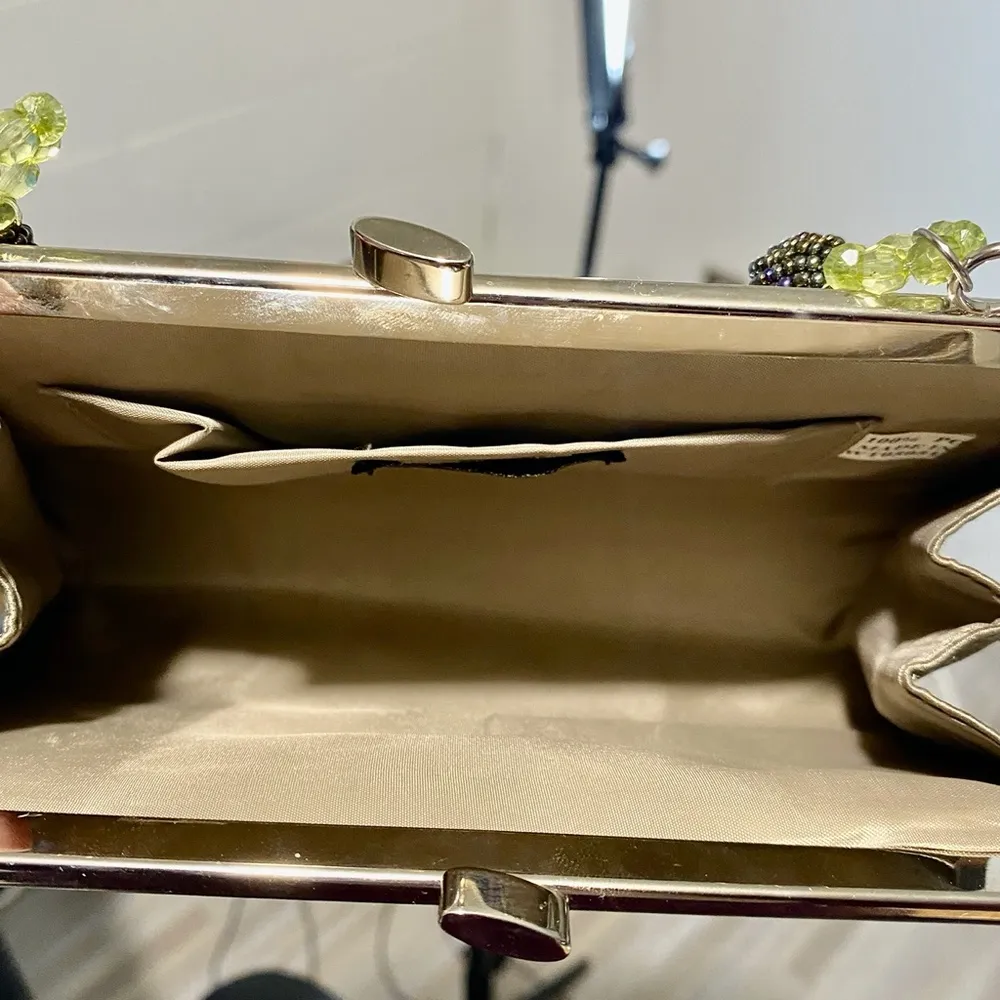 Gold Beaded Sequins & Crystal Purse - Image 7