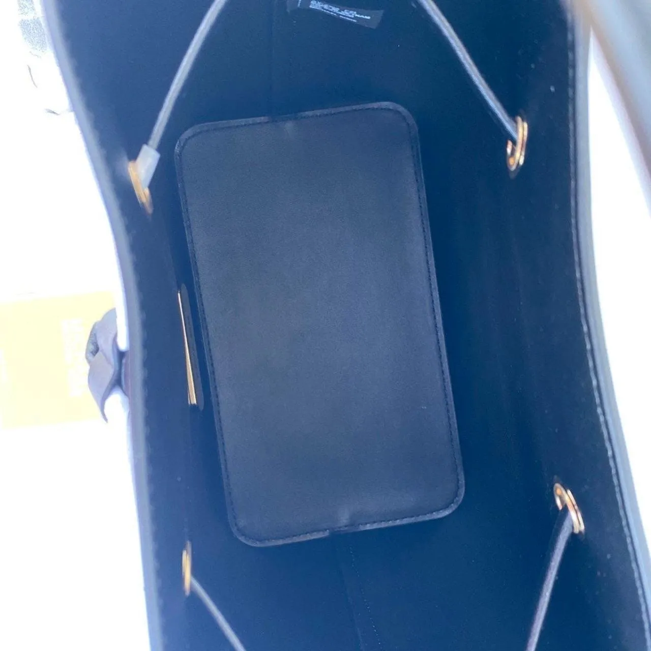 Michael Kors Brown Suri Bucket Medium Messenger Bag - Image 3