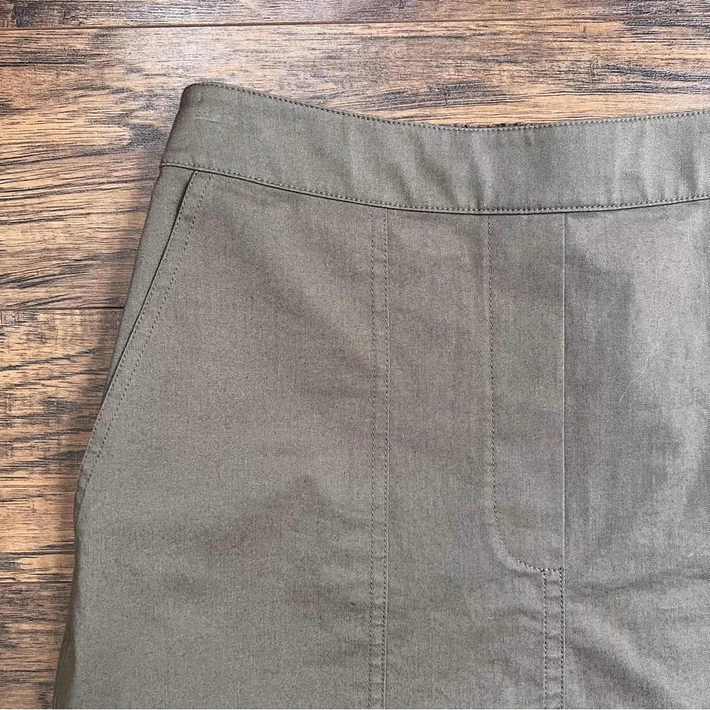 Theory • Stitched Pocket A-Line Skirt olive green chino utility twill - Image 7