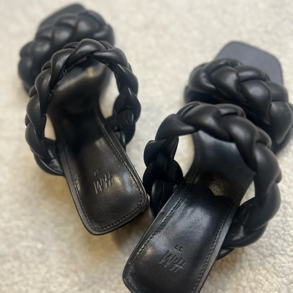 ✨H&M Black Braided Double Strap Heeled Sandals ✨ - Image 4
