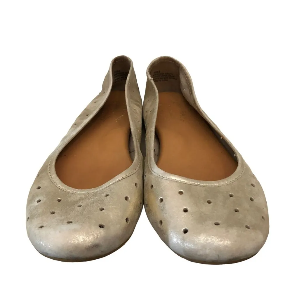 Kork-Ease Nessa Gold Perforated Leather Flats 7.5 - Image 2