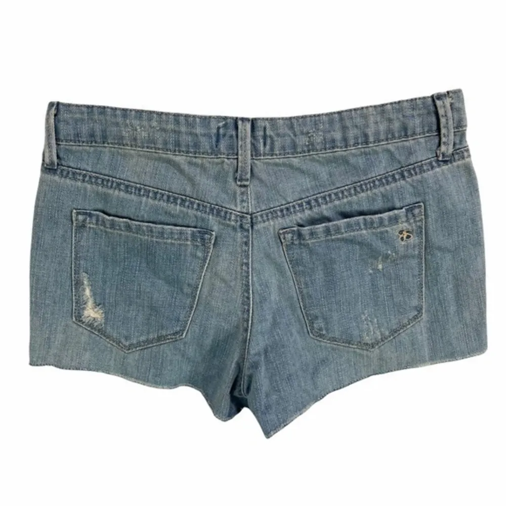Jessica Simpson Light Wash Denim Cutoff Shorts‎ - Image 2