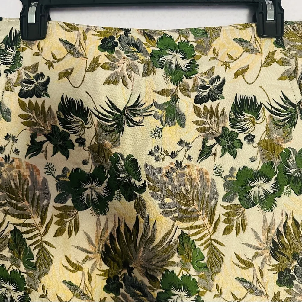 Urban Outfitters Floral Embroidered Textured Pelmet Mini Skirt Medium Green - Image 2
