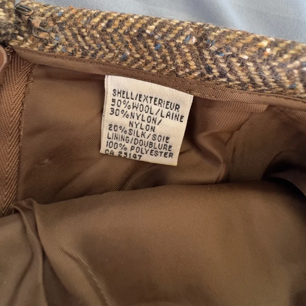 Vintage Talbots petite Wool silk Blend Pencil Skirt Size 6 - Image 3