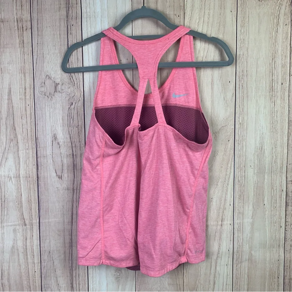 Nike Reversible‎ Pink and Burgundy Tank Top - Image 8