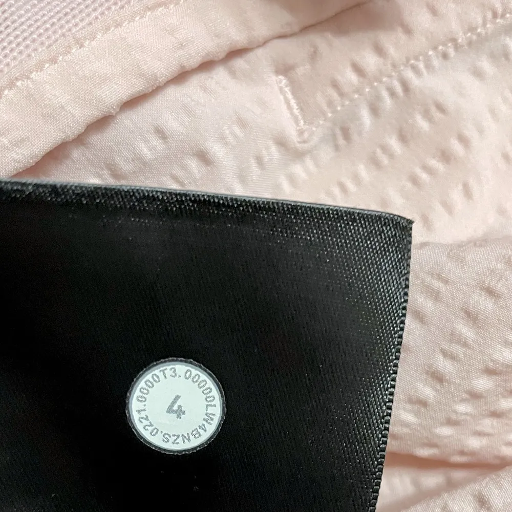 Lululemon Pack Light Pullover Light Pink Jacket  Size 4 - Image 11