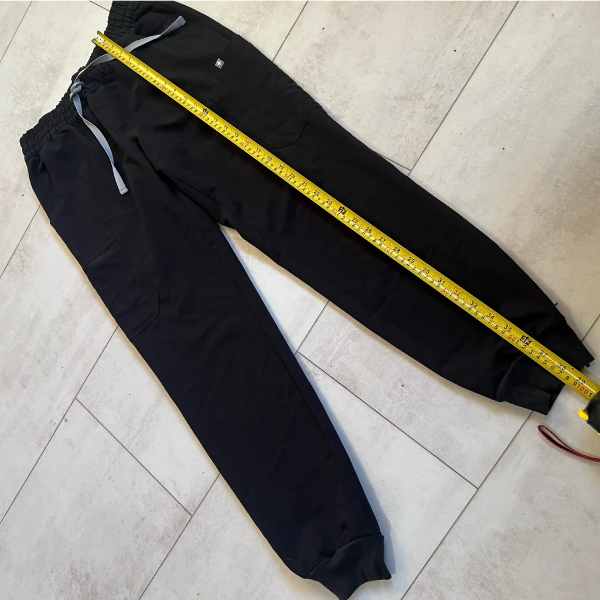 Figs Technical Collection scrubs Black joggers size S - Image 2