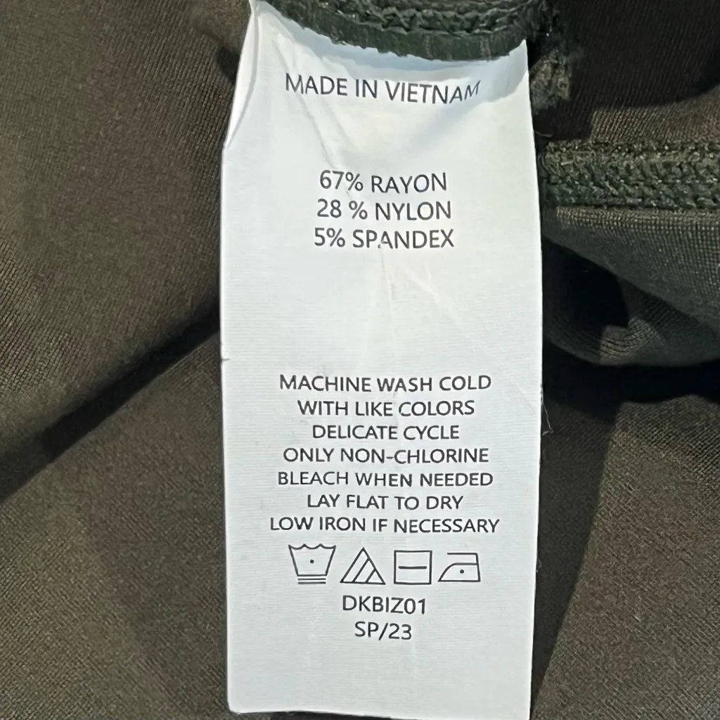 Quince Ultra Stretch Ponte Kick Flare Pants Olive Green Small Crop Slim Pant - Image 9