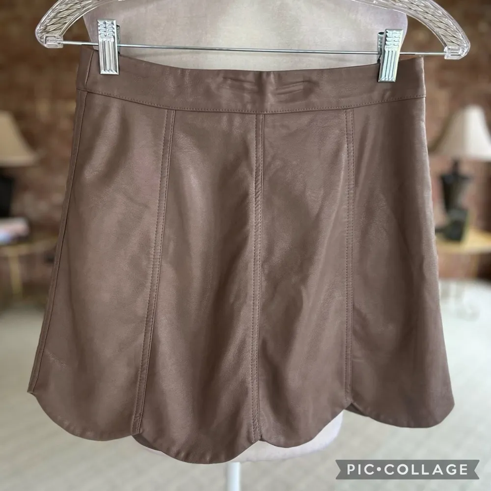 HYFVE Skirt Faux Leather Scalloped Hem Mini Preppy Trendy Work Party Vegan S - Image 2