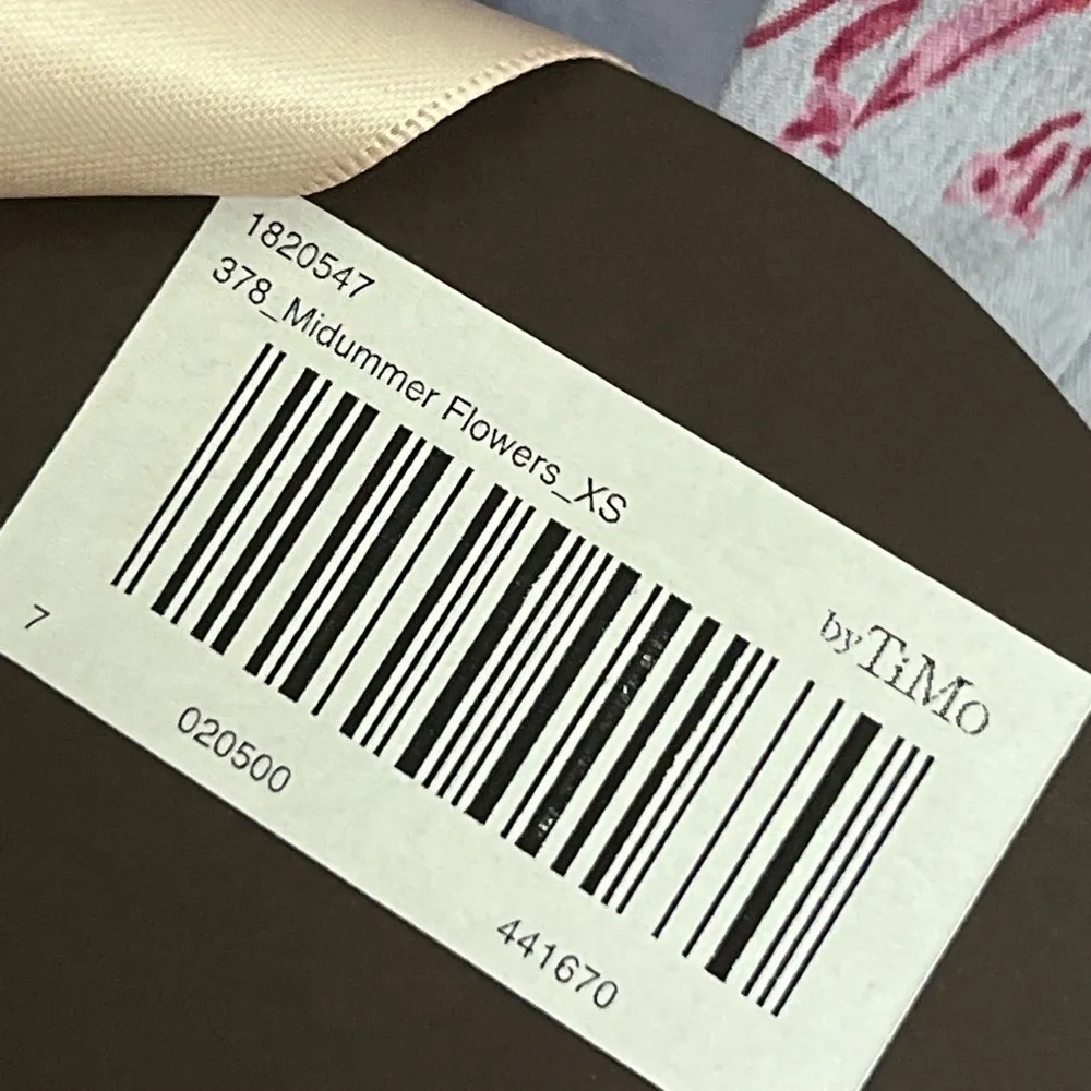 NWT byTiMo Periwinkle Midsummer Flowers Printed V - Image 10