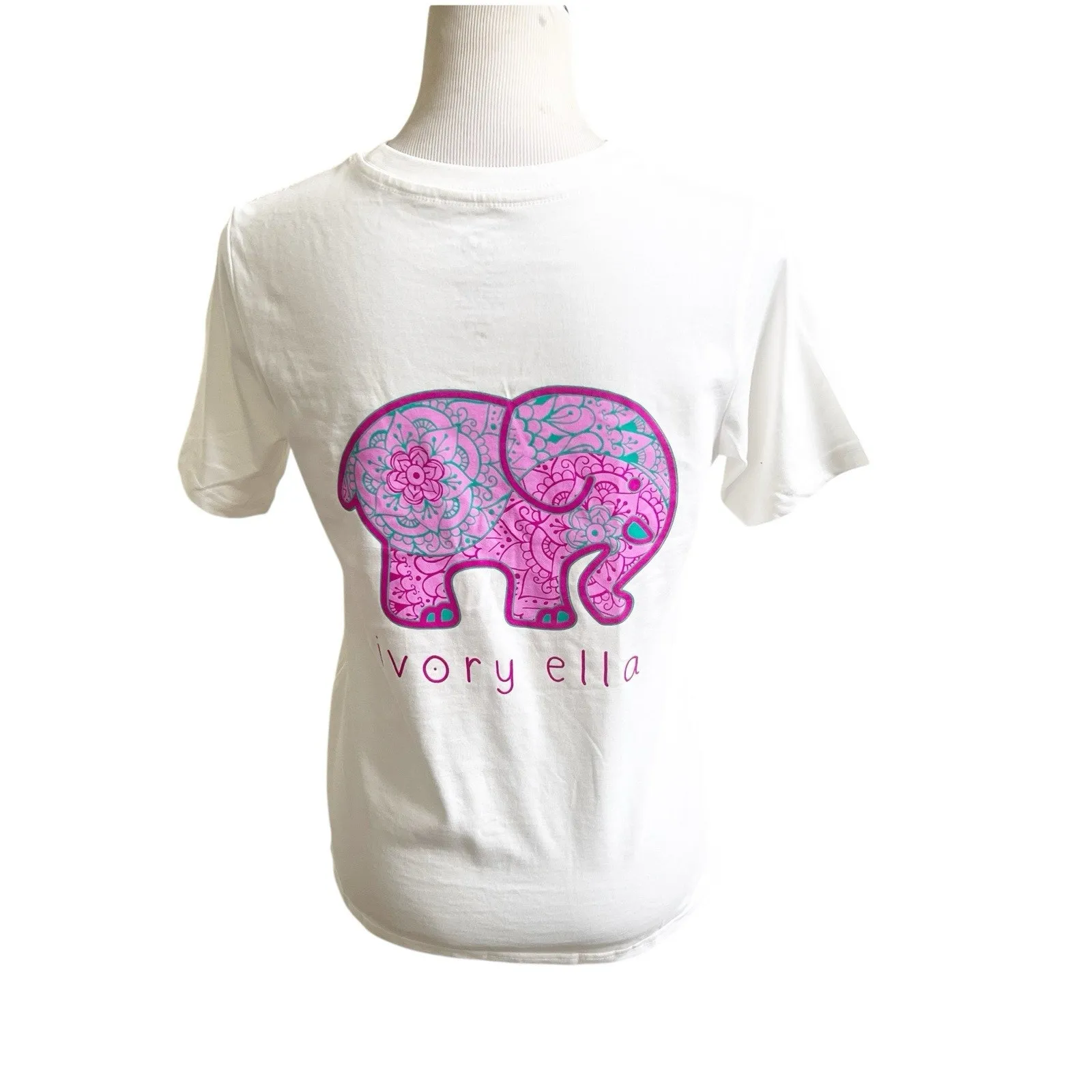 Ivory Ella Women’s NWOT Pink Elephant Graphic Short Sleeve Tee Size XS Organic - Image 3